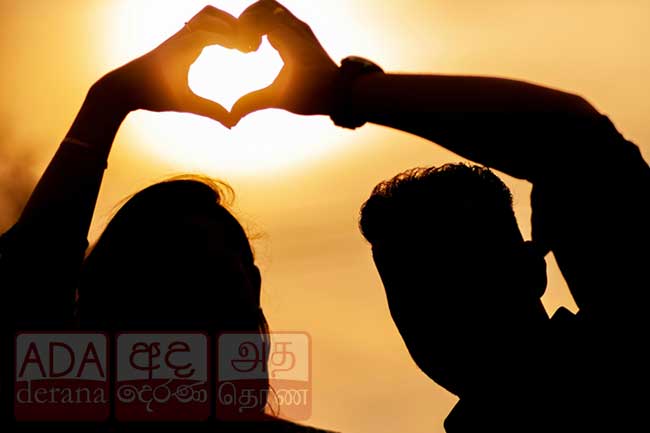 ආදරවන්තයින්ගේ දිනයට කලින් පොලීසියෙන් ඔවදනක්