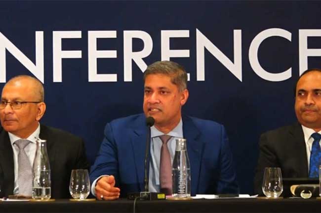 රජයේ තීරණය එනතුරු කොටස් වෙළෙඳපොළ බලාසිටී