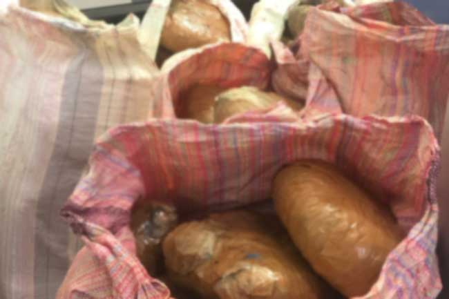 කේරළ ගංජා කිලෝ 322ක් උතුරු මුහුදේදී කොටුවෙයි