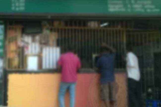 මැයි දිනයට මත්පැන්හල් වසාතැබීම ගැන දැනුම්දීමක්